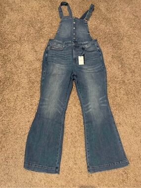 Judy Blue Vintage-Style Faded Blue Flared Denim Overalls